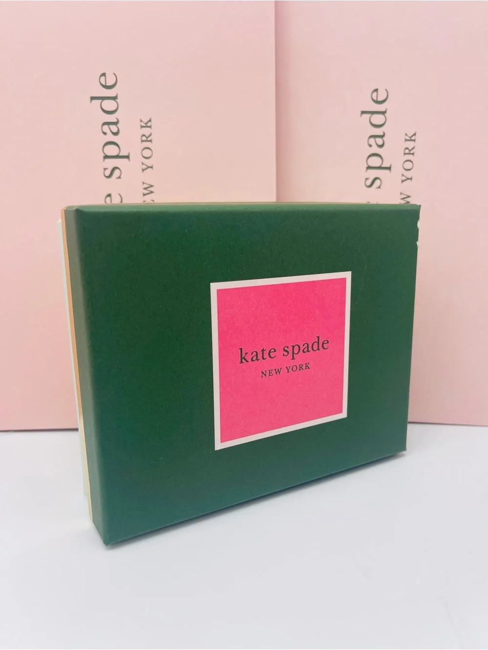kate spade Green Box with Pink Logo Panel New